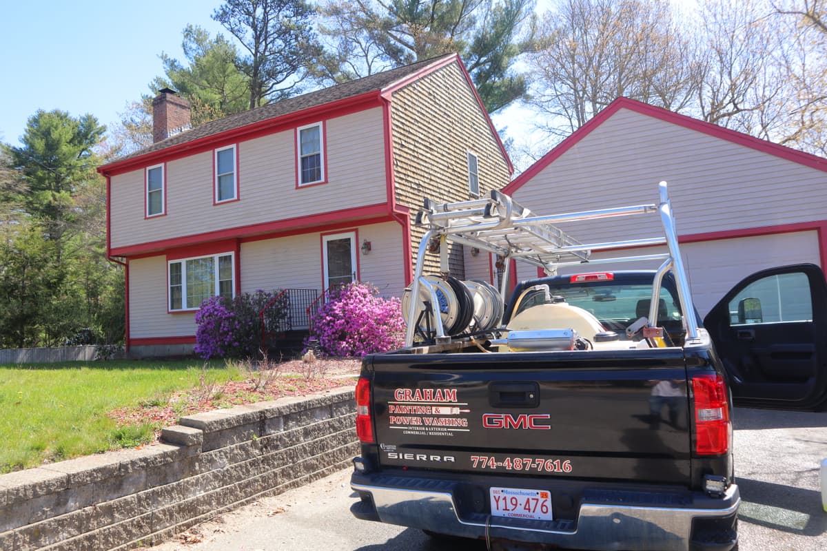Pressure Washing House 10